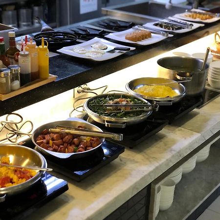 Best Louis Hamilton Hotel Changwon Bagian luar foto