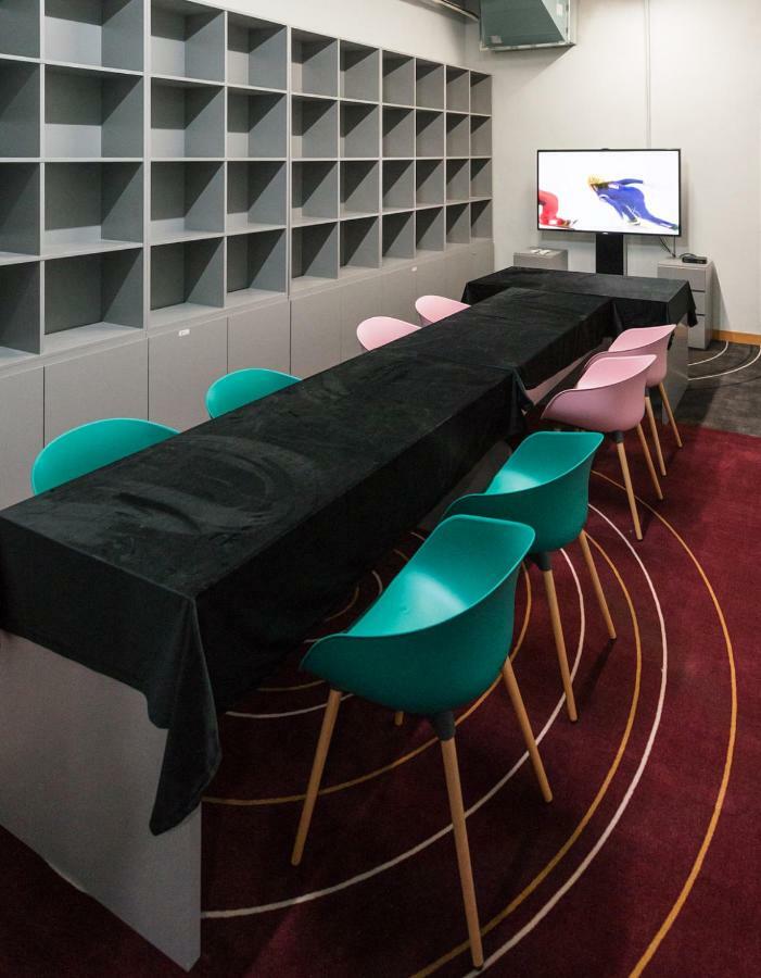 Best Louis Hamilton Hotel Changwon Bagian luar foto