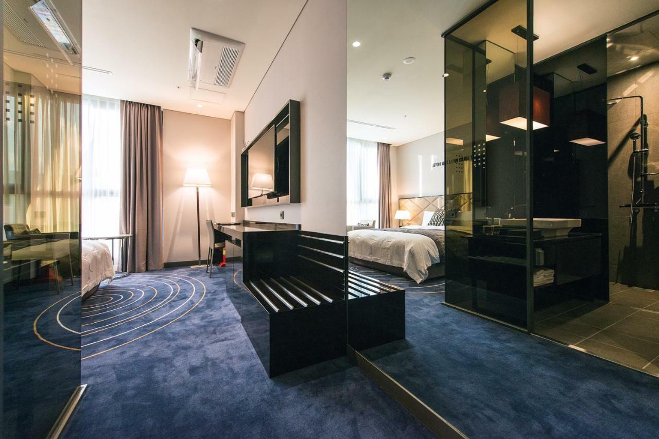 Best Louis Hamilton Hotel Changwon Bagian luar foto